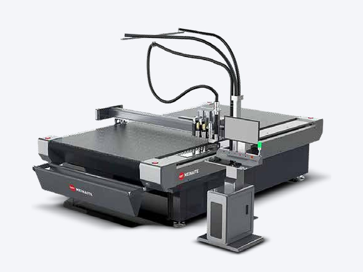 Mesa de corte digital StripCut C2516T de 2,5 por 1,6 metros